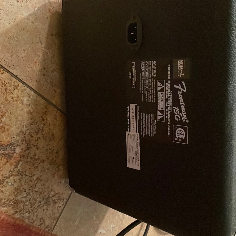 Fender Frontman 15G